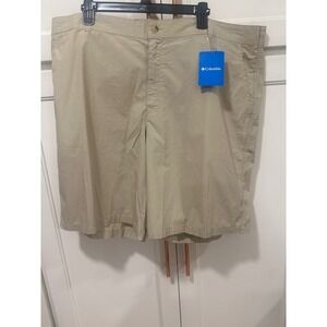 Columbia Mens Regular Fit Shorts 44W Tan Casual Outdoor Hiking casual NWT khaki